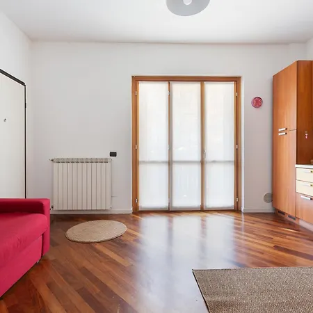 Comfy Only 900m From Affori Fn Station! Apartment